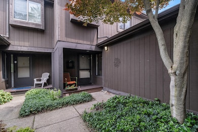 2519 Meade Ct, Ann Arbor, MI 48105 - photo 2