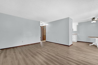 625 Country Club Dr unit B5, Newark, OH 43055 - photo 3