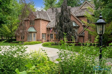 2646 Forestvale Rd, Ottawa Hills, OH 43615 - photo 2