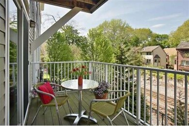 113 Richdale Ave unit 16, Cambridge, MA 02140 - photo 6