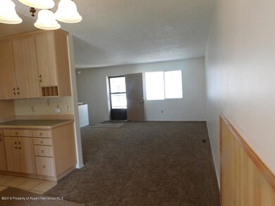 586 Ranney St, Craig, CO 81625 - photo 7