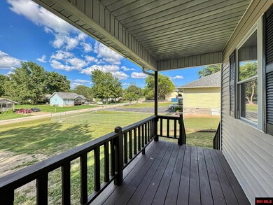 504 Walnut St, Flippin, AR 72634 - photo 2