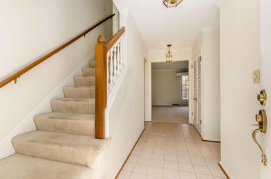 972 Lynbrook Rd, Columbus, OH 43235 - photo 7