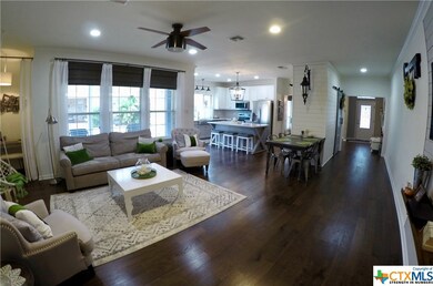 2227 Gruene Lake Dr, New Braunfels, TX 78130 - photo 7