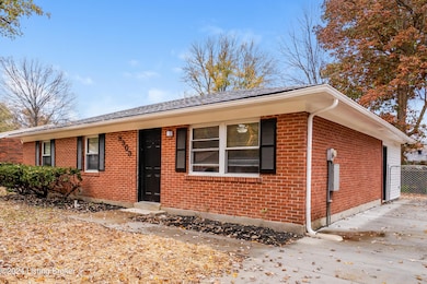 8903 Willowcreek Dr, Louisville, KY 40219 - photo 2