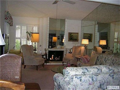 Warm and inviting Living room