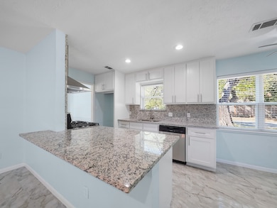 29414 Stapleford St, Spring, TX 77386 - photo 6