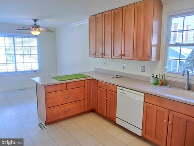 6027 Flywheel Ct, Columbia, MD 21044 - photo 5