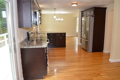 53 Fanning Ln, Greenville, RI 02828 - photo 4