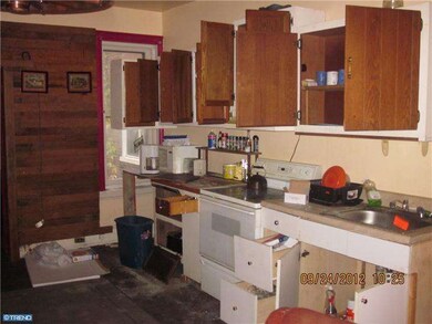 5233 Pine St, Philadelphia, PA 19143 - photo 4