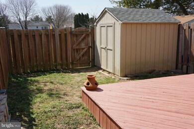 1548 Saint Lawrence Ct, Frederick, MD 21701 - photo 4