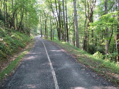 Street view of Red Oak Dr.