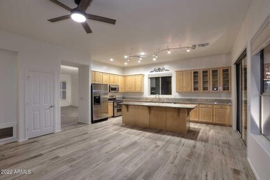 10680 E Penstamin Dr, Scottsdale, AZ 85255 - photo 4