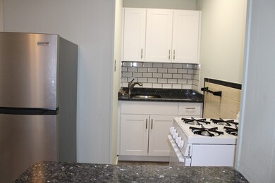 10 Henchman St unit 2M, Boston, MA 02113 - photo 3