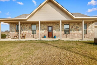 152 Timber Valley Ln, Weatherford, TX 76085 - photo 2