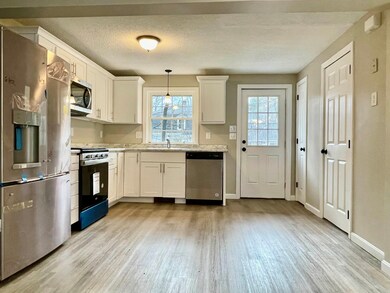 17 Lake St, Concord, NH 03301 - photo 3