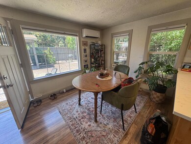 718 NE 9th St, Bend, OR 97701 - photo 5