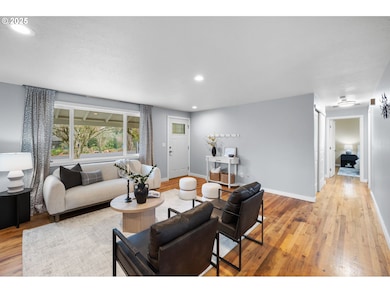 7402 SW Locust St, Portland, OR 97223 - photo 7