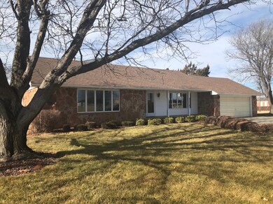 1605 S Adams St, Hugoton, KS 67951 - photo 4