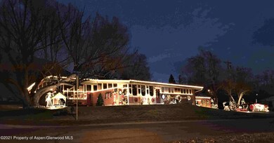 635 W 9th St, Craig, CO 81625 - photo 2