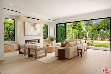 4500 Calhoun Ave, Sherman Oaks, CA 91423 - photo 4