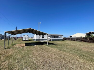 4 Squid Ln, Palacios, TX 77465 - photo 2