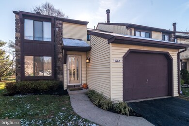 125 Windham Ct, Newtown, PA 18940 - photo 2