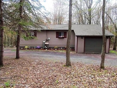 202 Forest Hill Dr, Blakeslee, PA 18610 - photo 2
