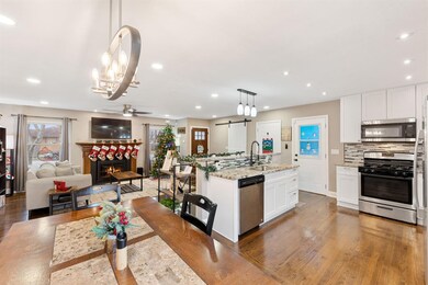 8545 Delaware St, Highland, IN 46322 - photo 7