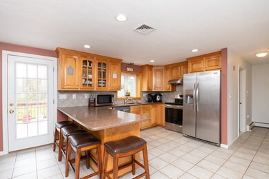 1090 Pond St, Franklin, MA 02038 - photo 4