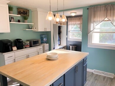 14 Batavia St, Worcester, MA 01604 - photo 3