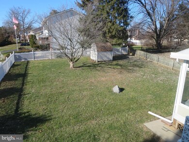 8218 Morning Dew Ct, Frederick, MD 21702 - photo 2