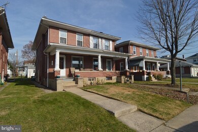 237 W Elm St, Reading, PA 19607 - photo 2