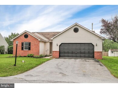 6 Esther Ln, Shoemakersville, PA 19555 - photo 2