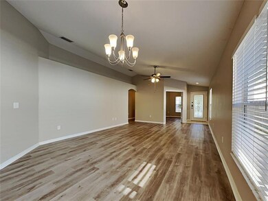 10145 Perthshire Cir, Land O Lakes, FL 34638 - photo 3