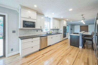 137 Hosley Rd, Gardner, MA 01440 - photo 3