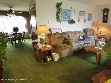 1057 N Garfield Ave, Scranton, PA 18504 - photo 4