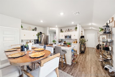 716 N Redbud Ave, Beggs, OK 74421 - photo 4