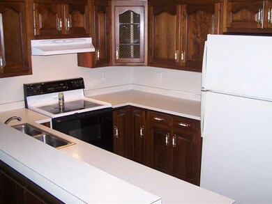 9 George St, Warwick, RI 02888 - photo 6