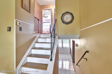 42 Calgary Cir, Morganville, NJ 07751 - photo 5