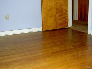 Bedroom ~ Hardwood flooring