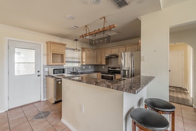 928 Herby Del Trail, Azle, TX 76020 - photo 4