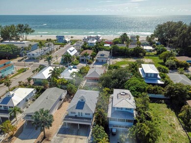 2 Blocks away from the majestic Gulf of Mexico