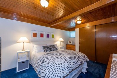 2400 N Poplar St, Waukegan, IL 60087 - photo 3