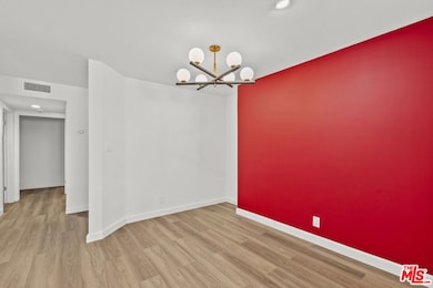 3663 Los Feliz Blvd unit 4, Los Angeles, CA 90027 - photo 3