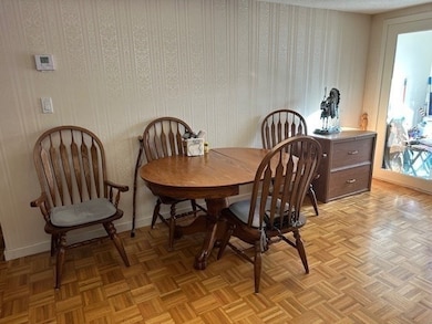 166 Place Ln unit 166, Woburn, MA 01801 - photo 5