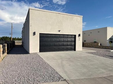 624 Lomaland Dr, El Paso, TX 79907 - photo 3