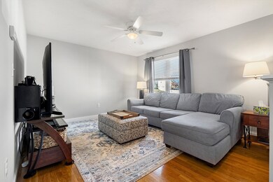 11 Glen Ct unit 11, Lynn, MA 01905 - photo 2