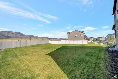 View of yard with a mountain view