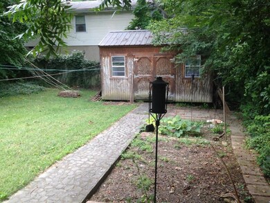 1006 Earnest St, Johnson City, TN 37604 - photo 4